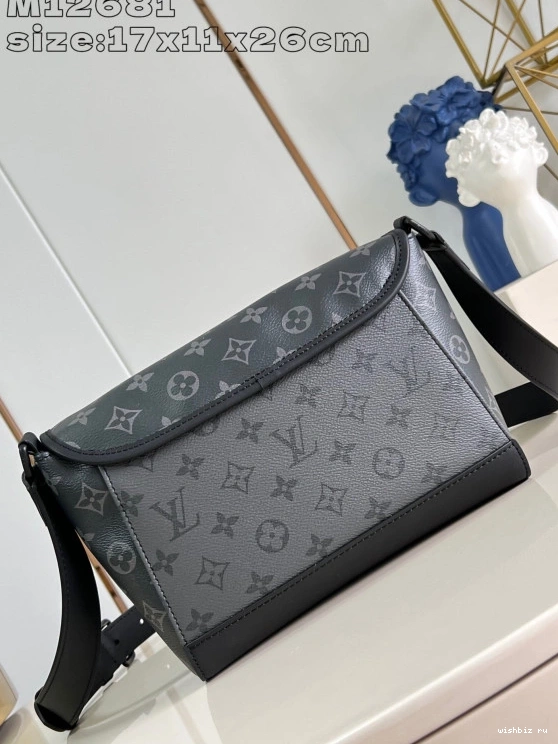 WIS Messenger Vuitton Louis Pulse 0217